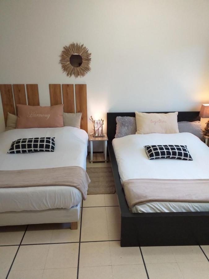 Bed and Breakfast Chez Naomi Saint-Jean-de-Cornies Екстер'єр фото